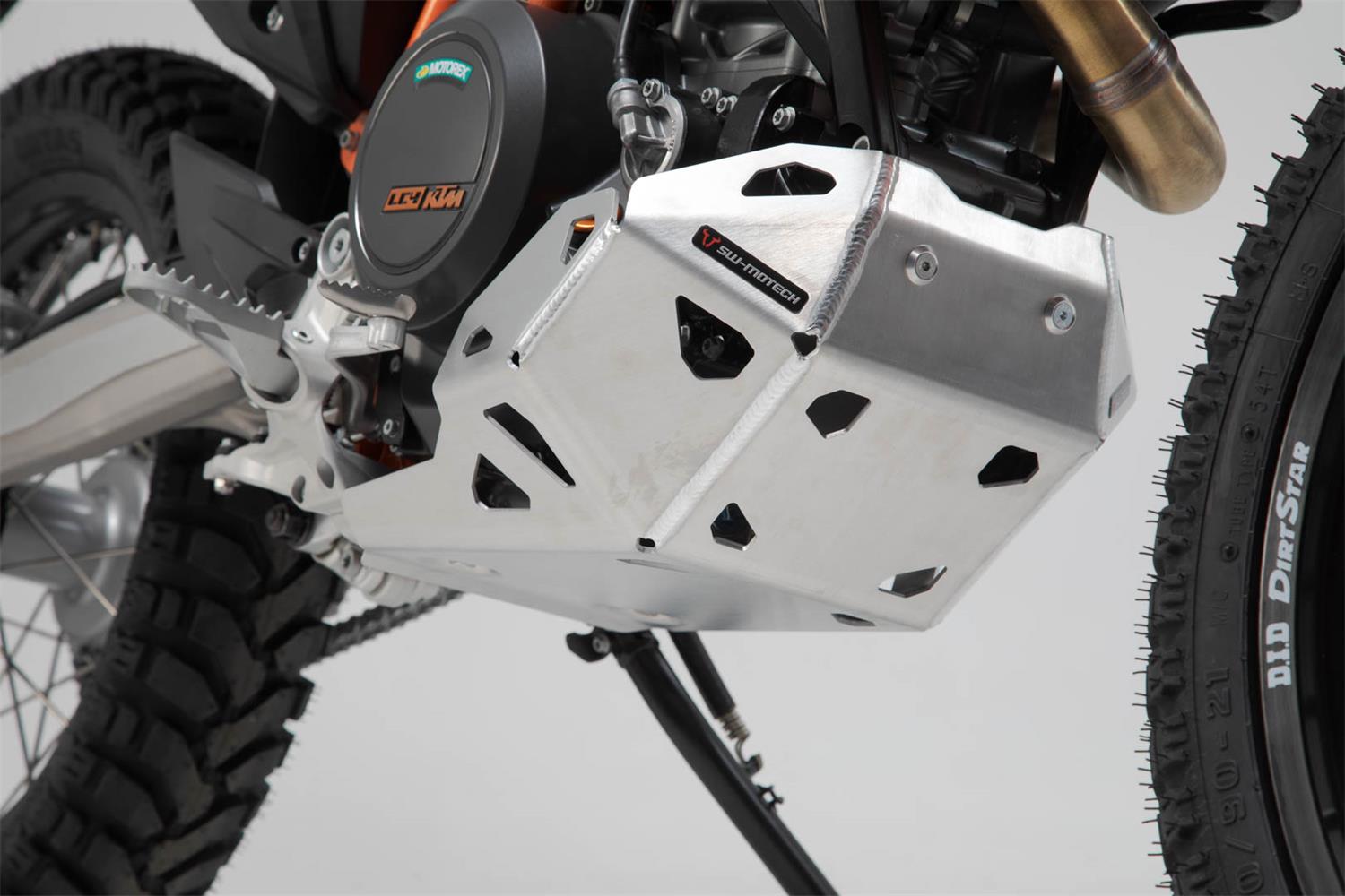 BASH PLATE SW MOTECH SILVER HUSQVARNA ENDURO 701 SUPERMOTO 701 KTM 690 ENDURO 690 ENDURO R 690 SMC