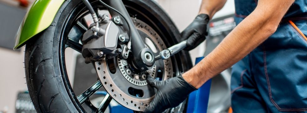 DIY Motorcycle Maintenance Tips for Road Motorcycle Enthusiasts