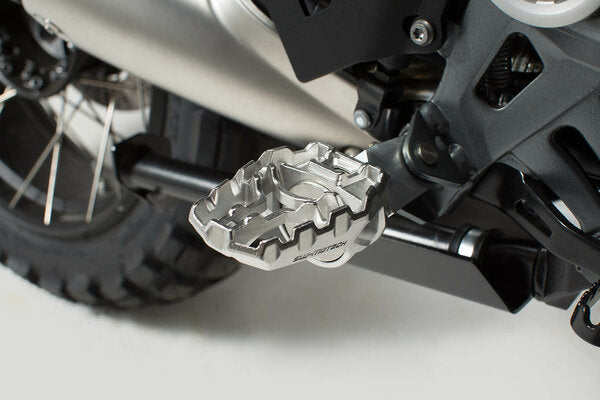 FOOTREST KIT SW MOTECH EVO HONDA NC VFR KTM ADVENTURE SUZUKI DL SV