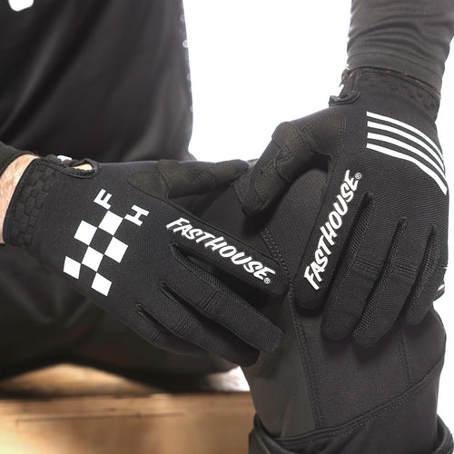 Speed Style Grit Glove