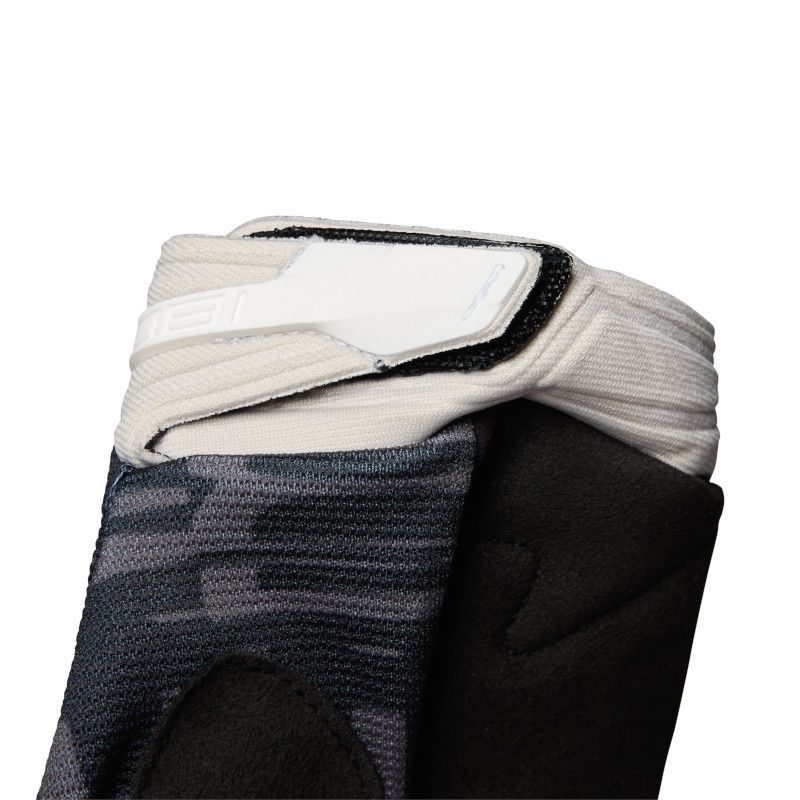 Fox 180 Diffuse SE Glove
