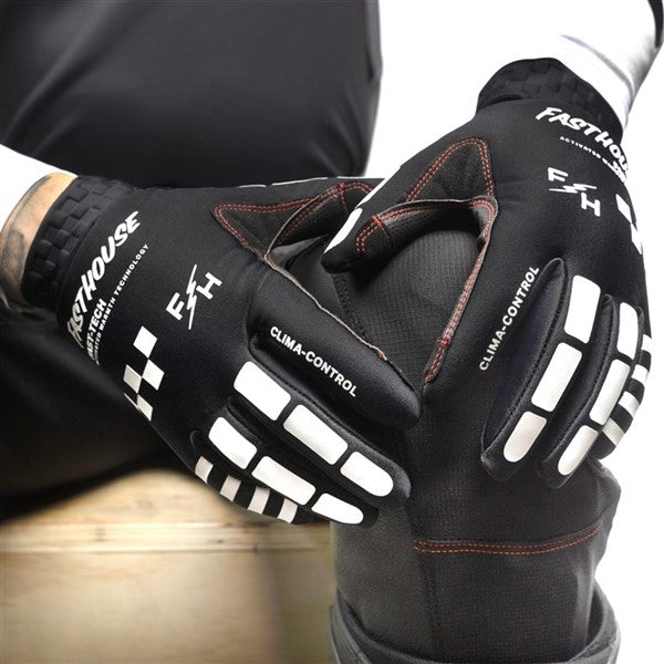 Toaster Gloves Black/White